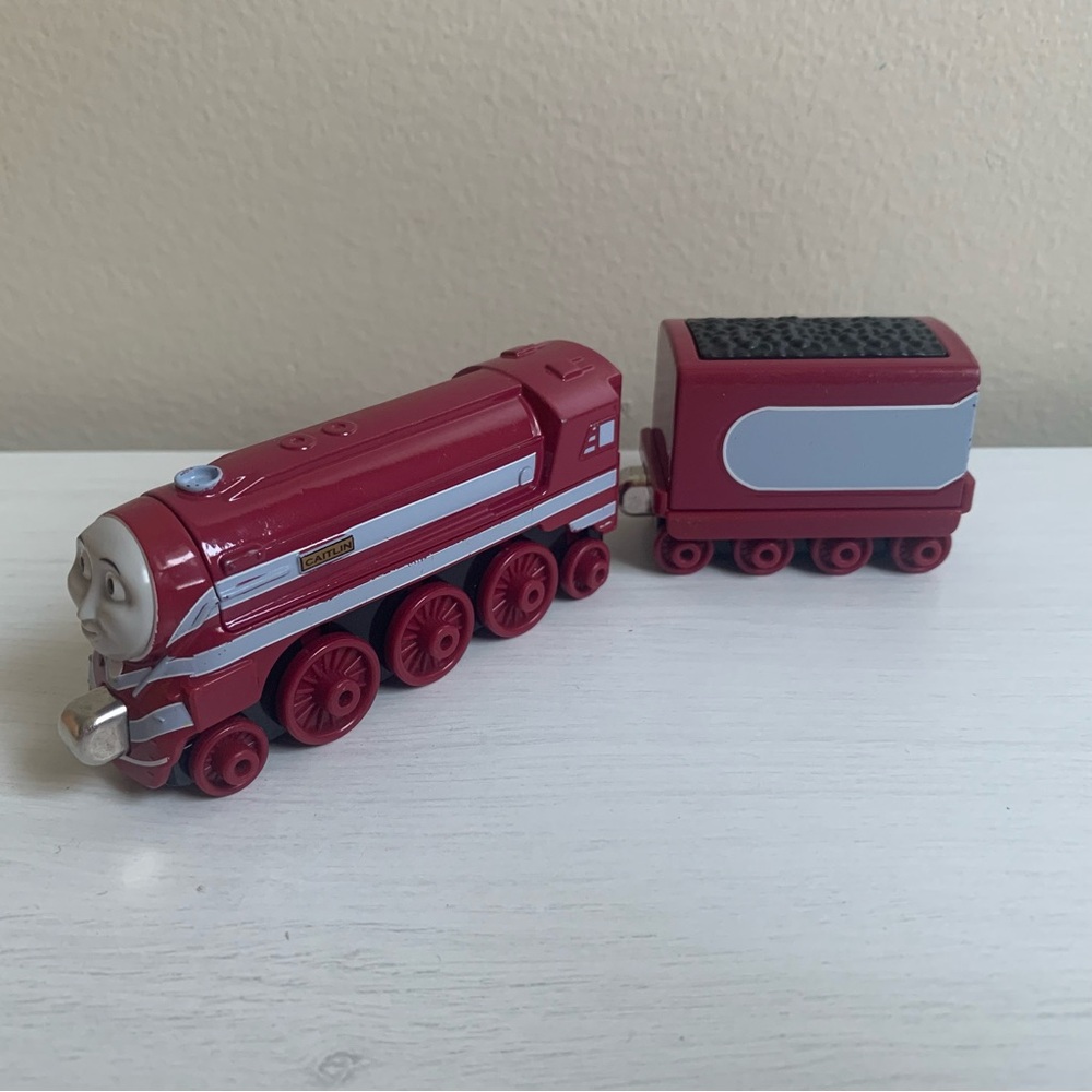 Thomas & Friends Take-n-Play CAITLIN with Tender Diecast Magnetic Train 2012